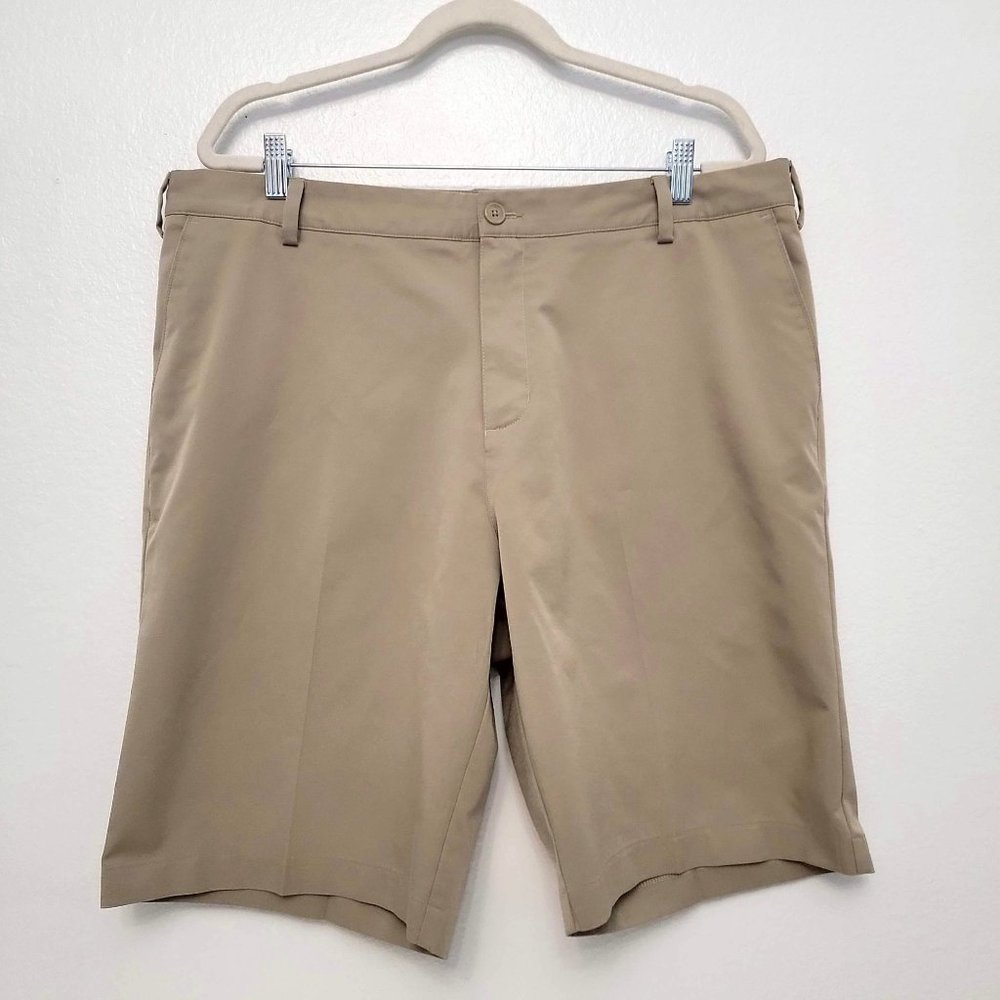 Adidas Glen Oaks Country Club Tan Moisture Wicking Golf Shorts Size 39